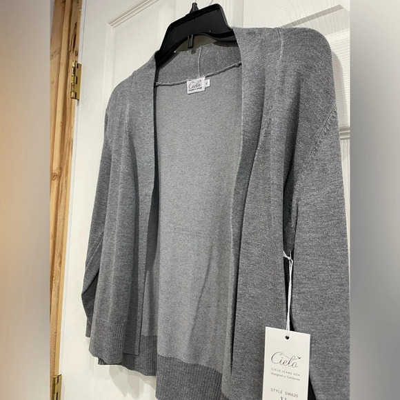 NWT Cielo Grey Cardigan 3/4 Sleeve Size XL Style SW620 - Picture 2 of 7